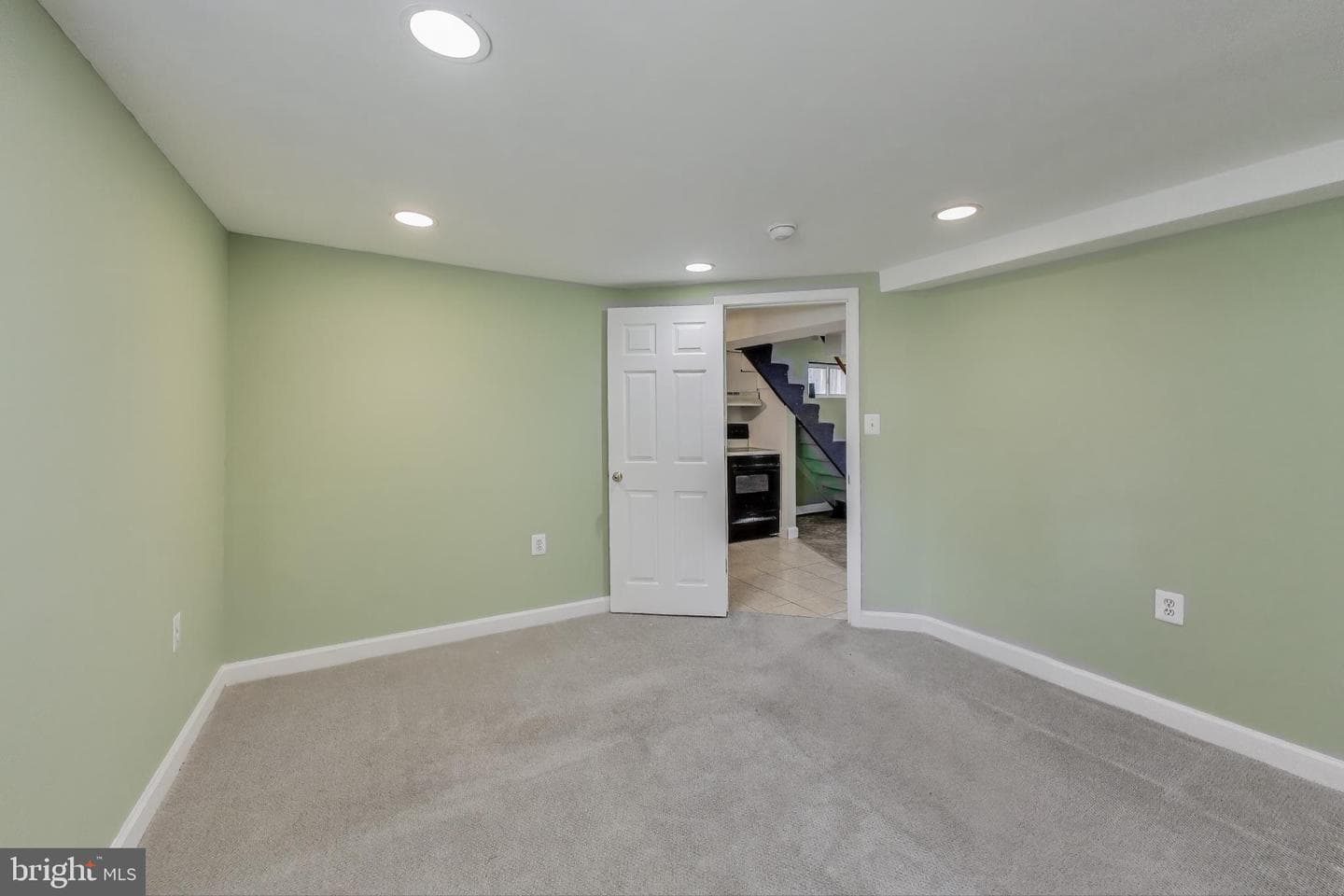 4828 Woodlawn Drive photo 22