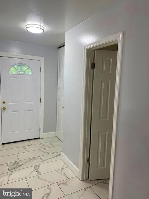 7001 Woodstream Terrace photo 3
