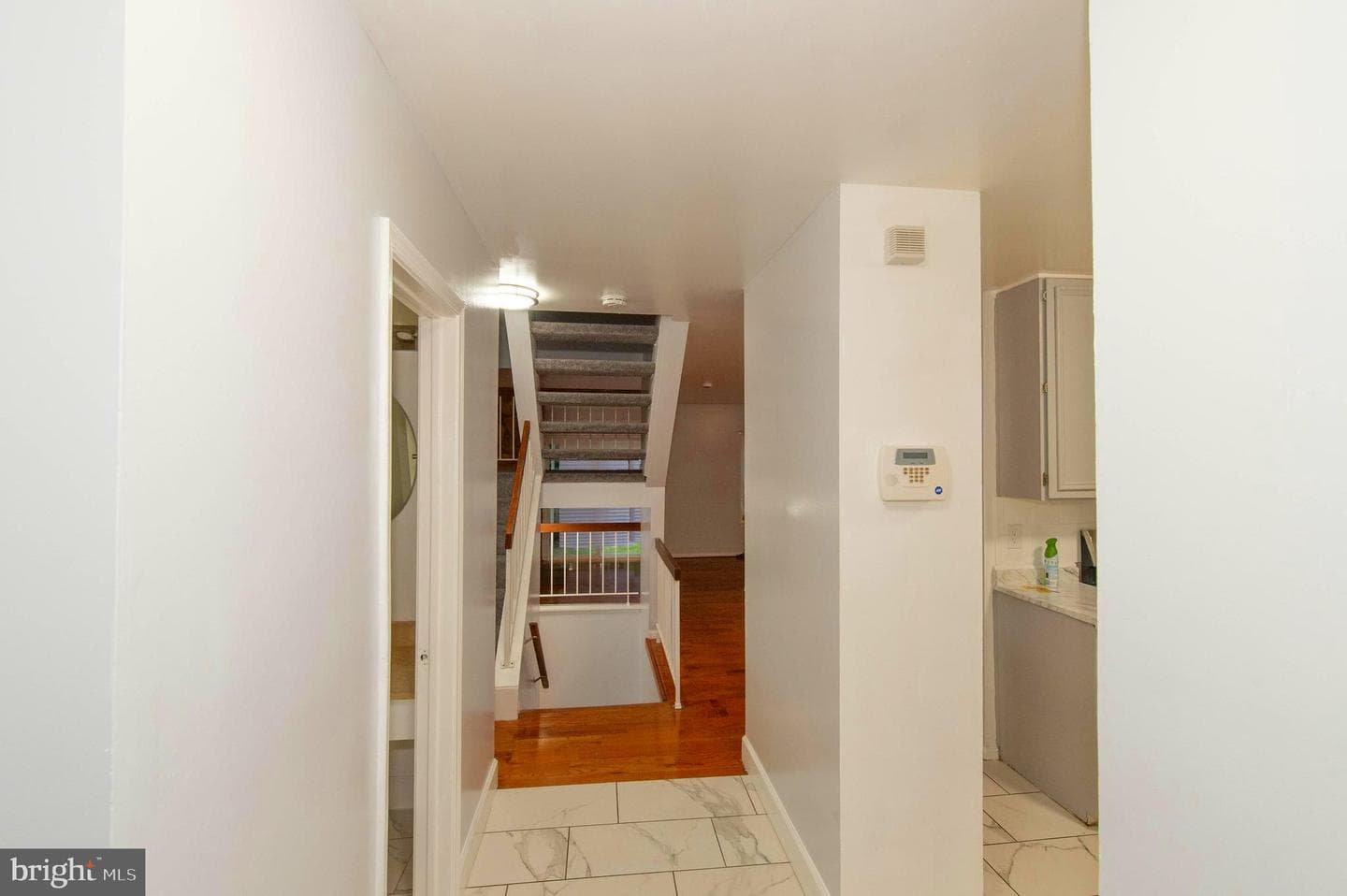 7001 Woodstream Terrace photo 5
