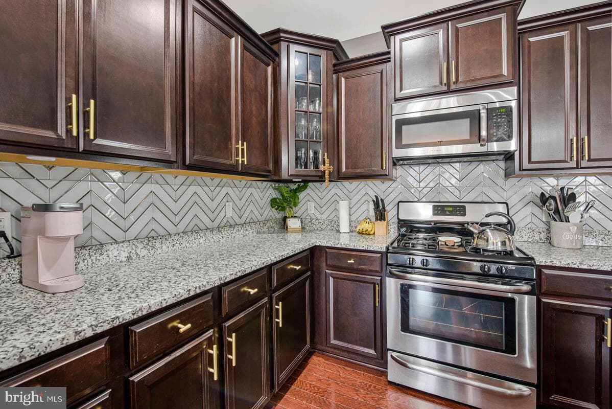 9413 Geaton Park Place photo 10