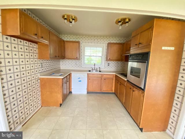 12116 Whitehall Drive photo 7