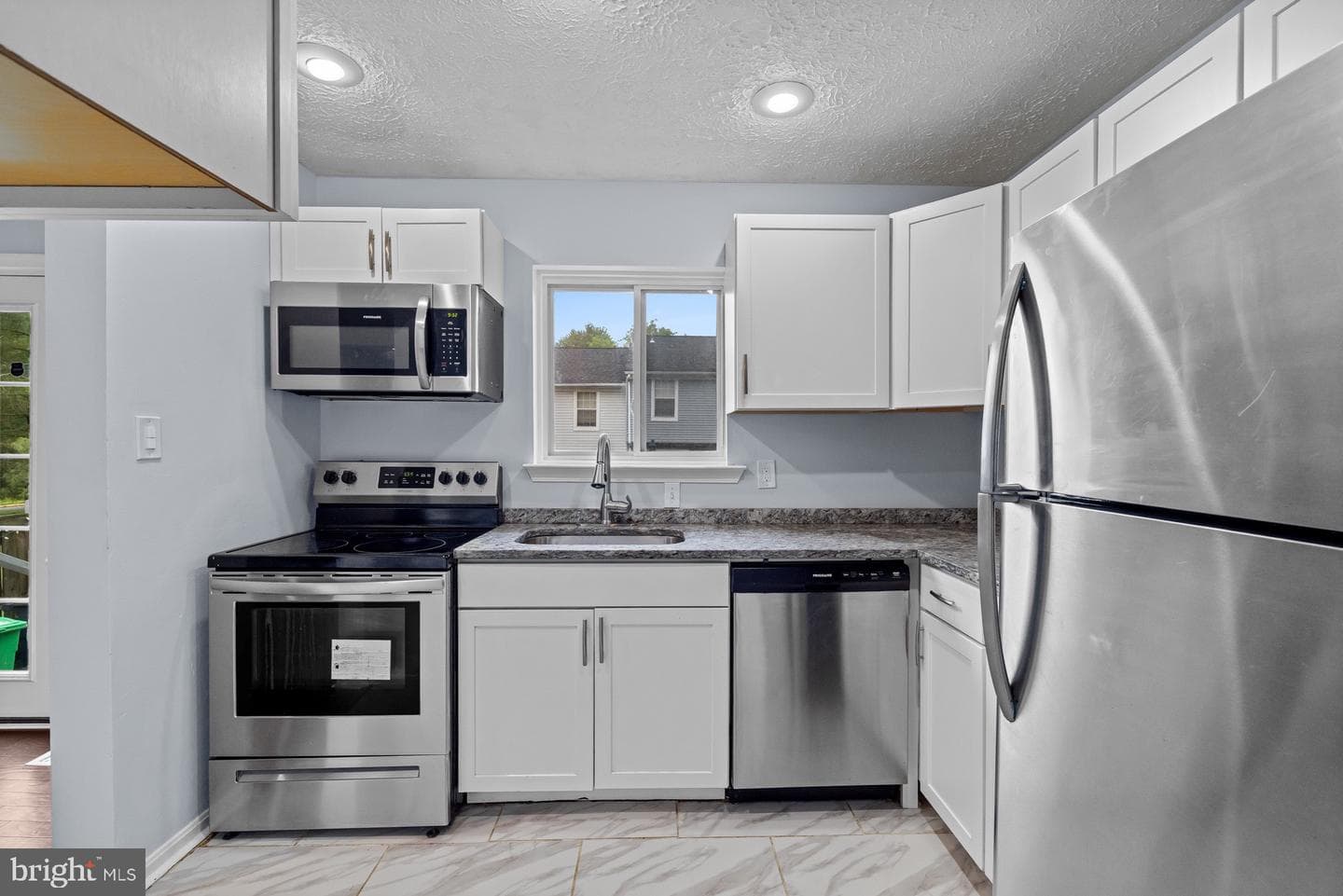 12000 Hallandale Terrace photo 9