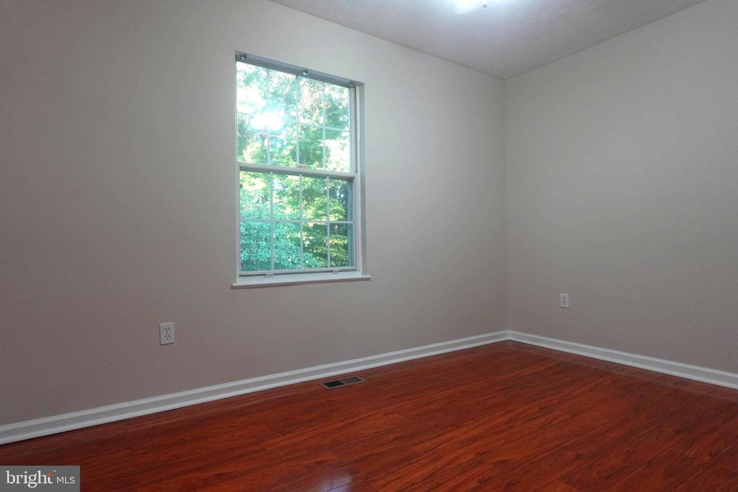 8307 Satinleaf Court photo 31