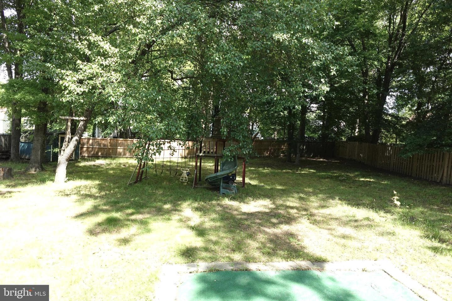 8307 Satinleaf Court photo 46