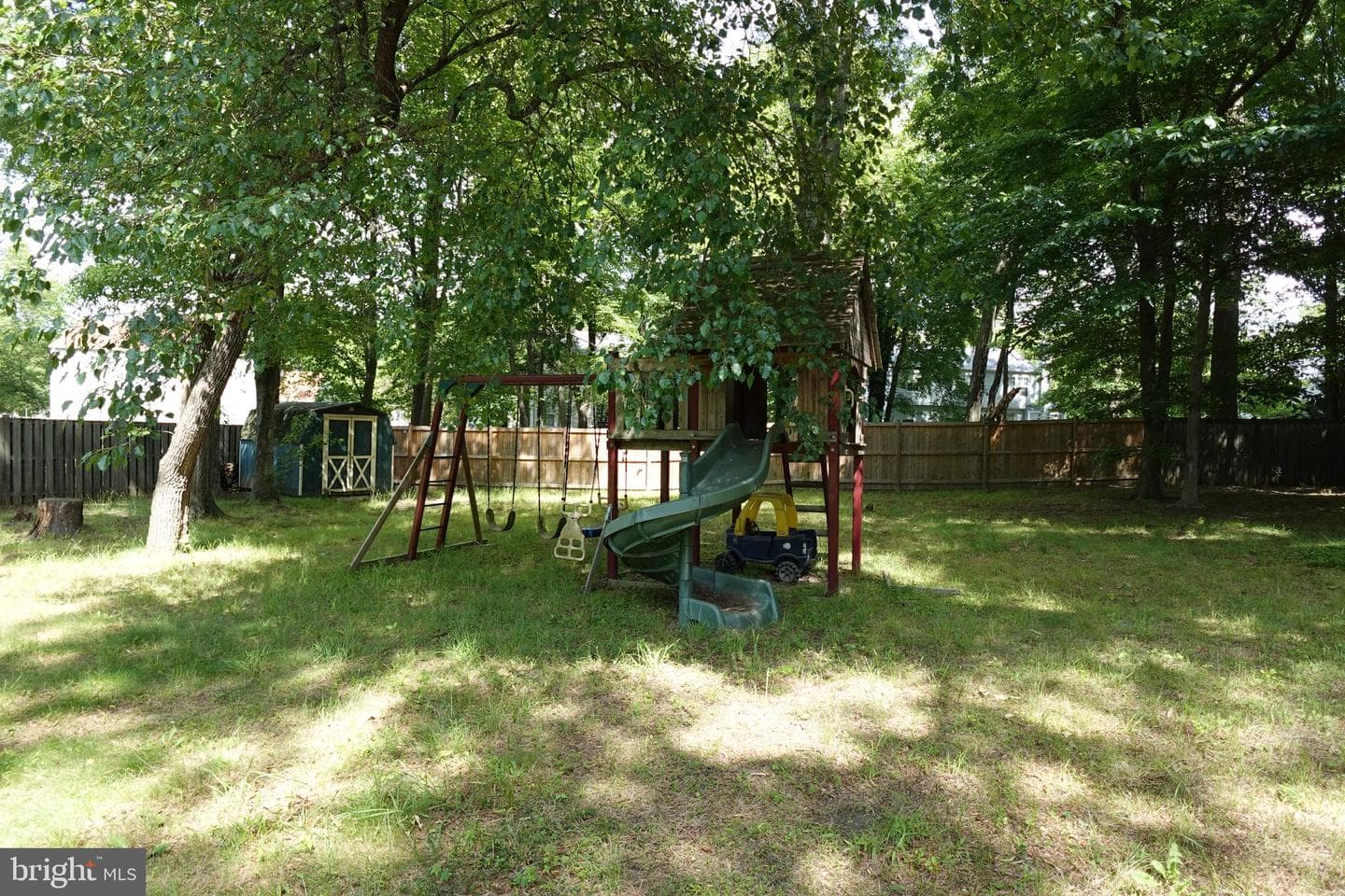 8307 Satinleaf Court photo 49