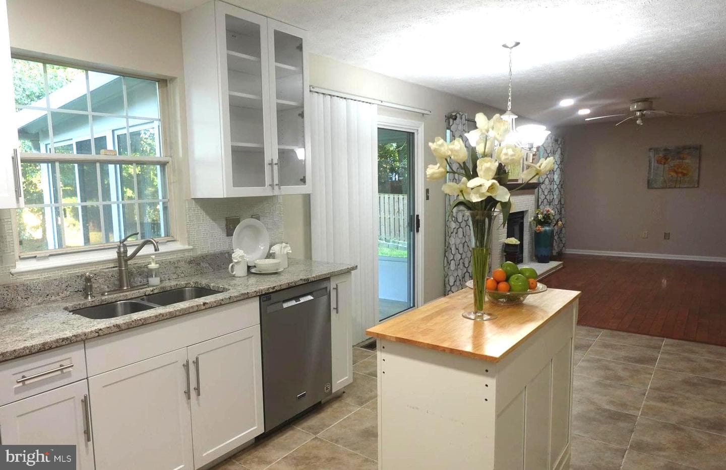 8307 Satinleaf Court photo 8