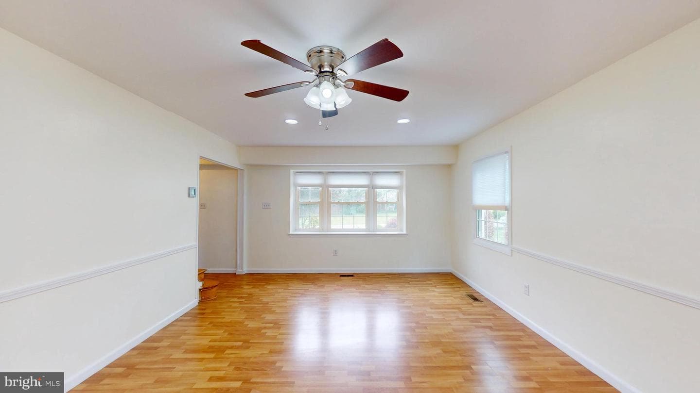4025 Chelmont Lane photo 12