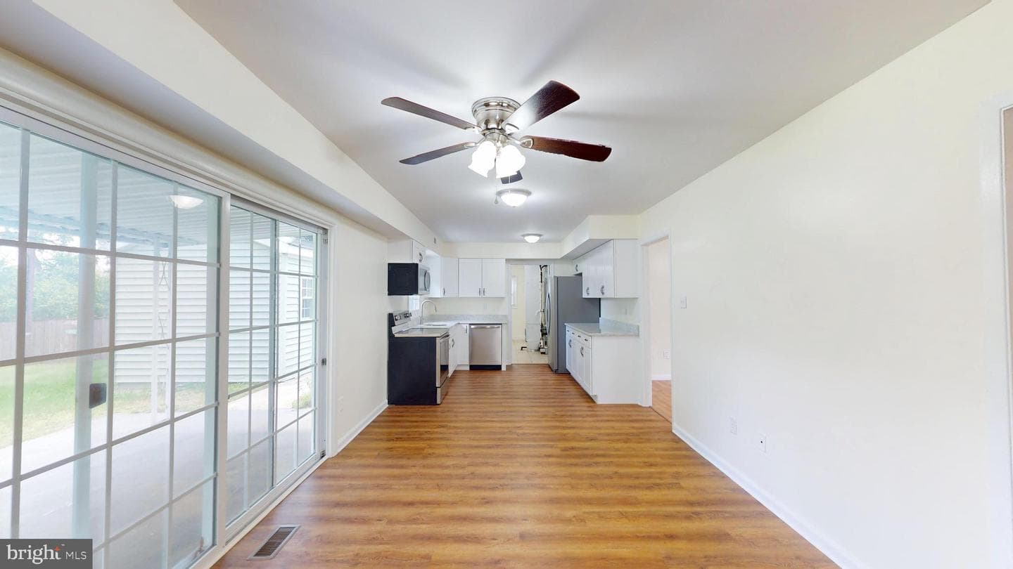 4025 Chelmont Lane photo 14