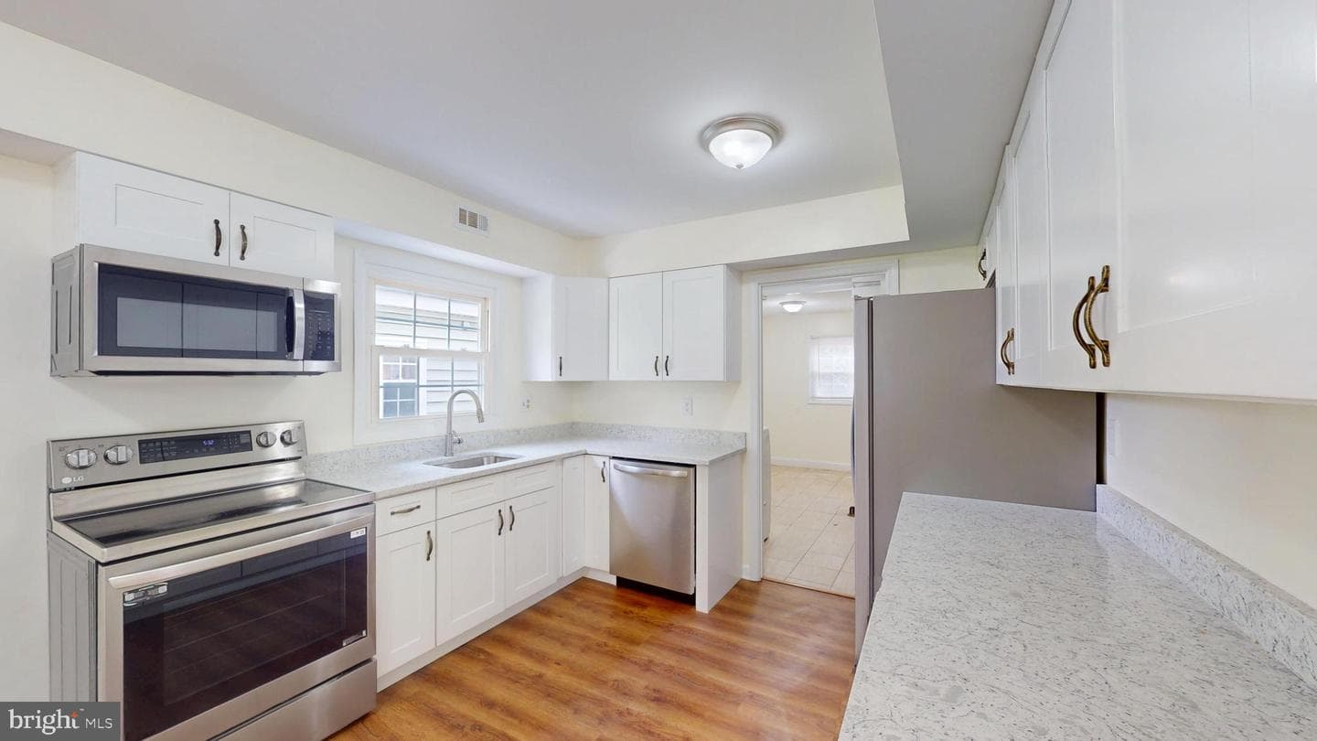 4025 Chelmont Lane photo 21