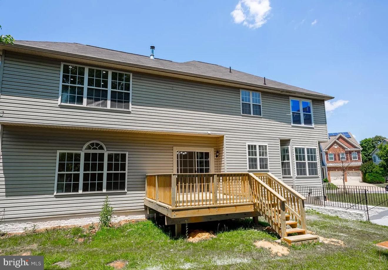 6215 Erland Way photo 29