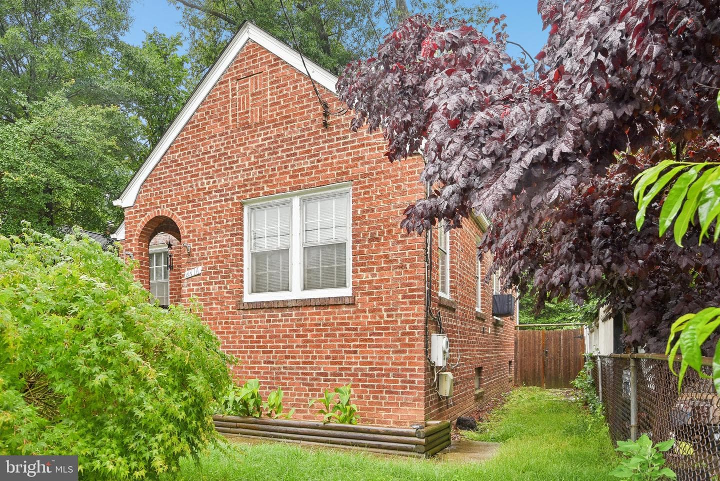 4416 39th Street photo 3