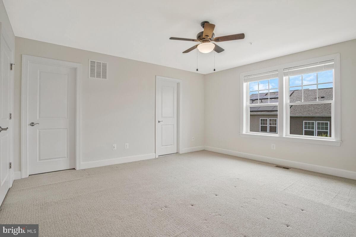 6911 Stansbury Lane photo 21