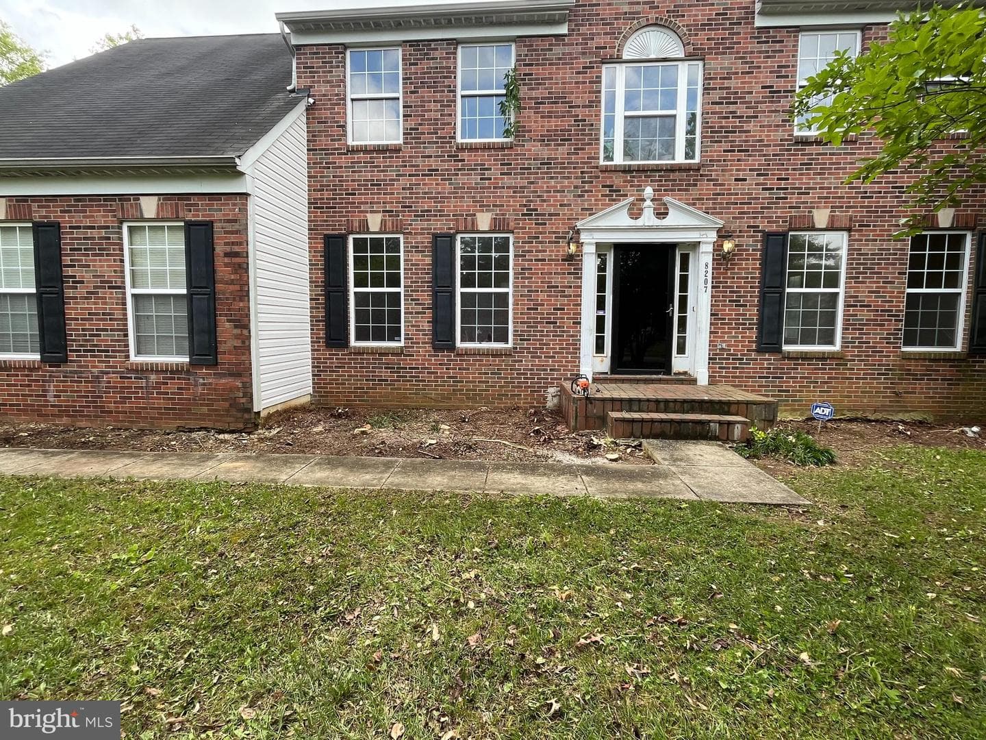 8207 Rison Drive photo 2