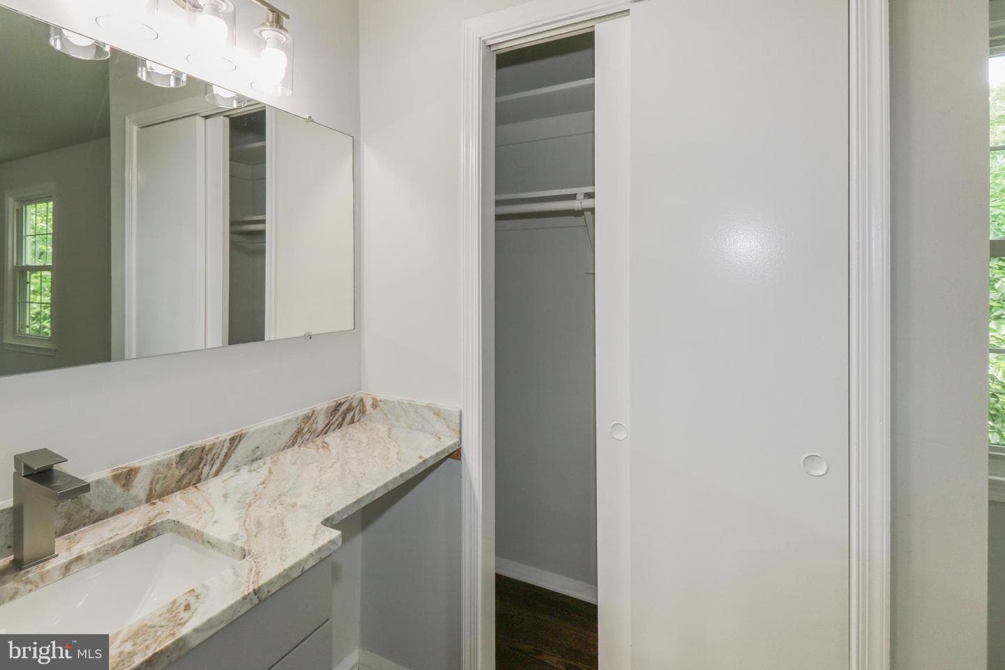 7009 Wood Thrush Drive photo 31