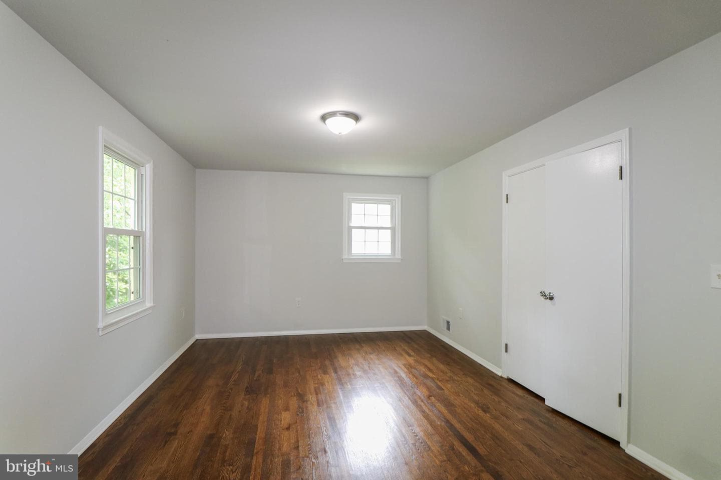 7009 Wood Thrush Drive photo 32