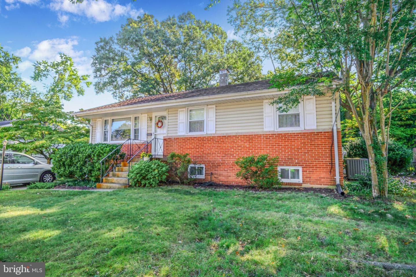 11727 Emack Road photo 2