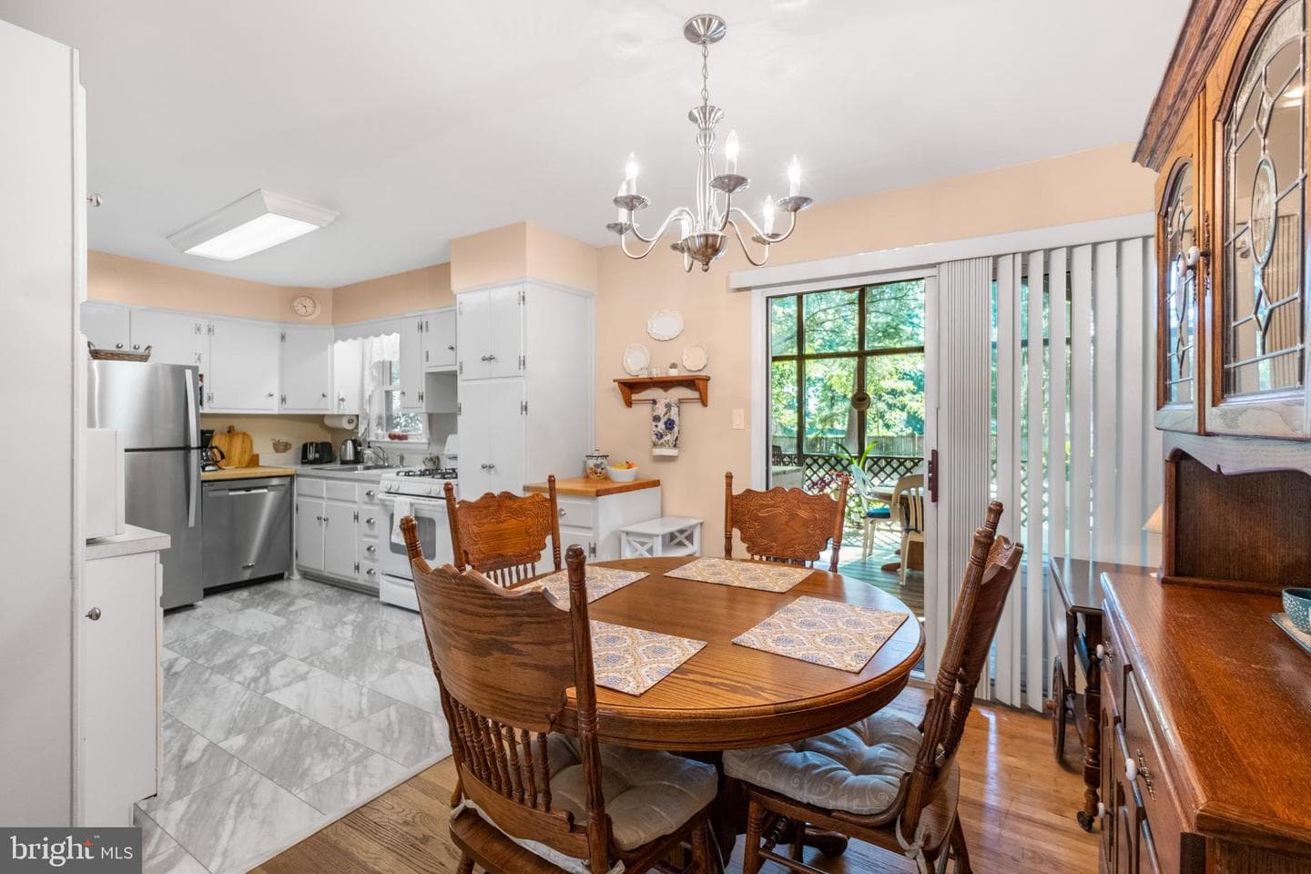 11727 Emack Road photo 9