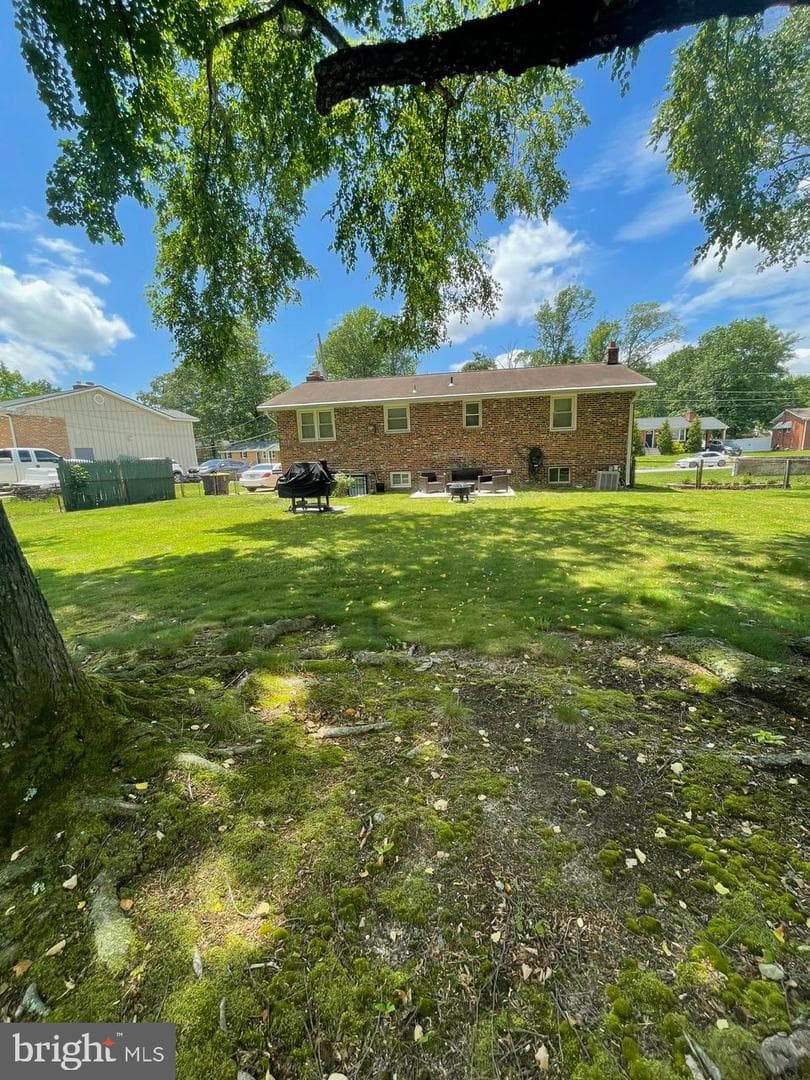 7906 Elmwood Lane photo 19