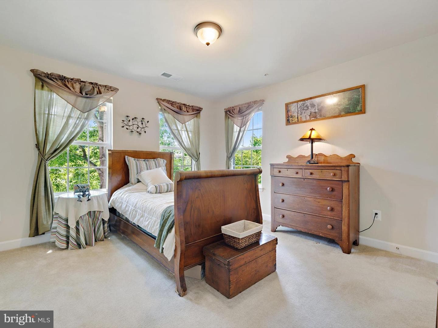 15446 Symondsbury Way photo 28