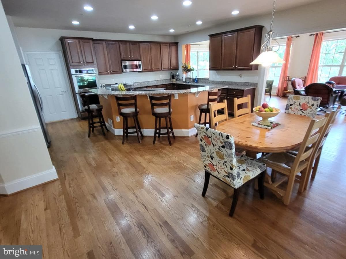 412 Stanwich Terrace photo 18