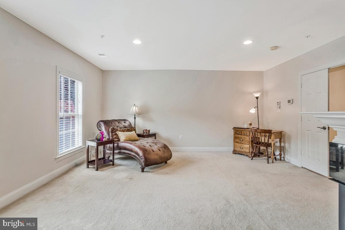 412 Stanwich Terrace photo 34