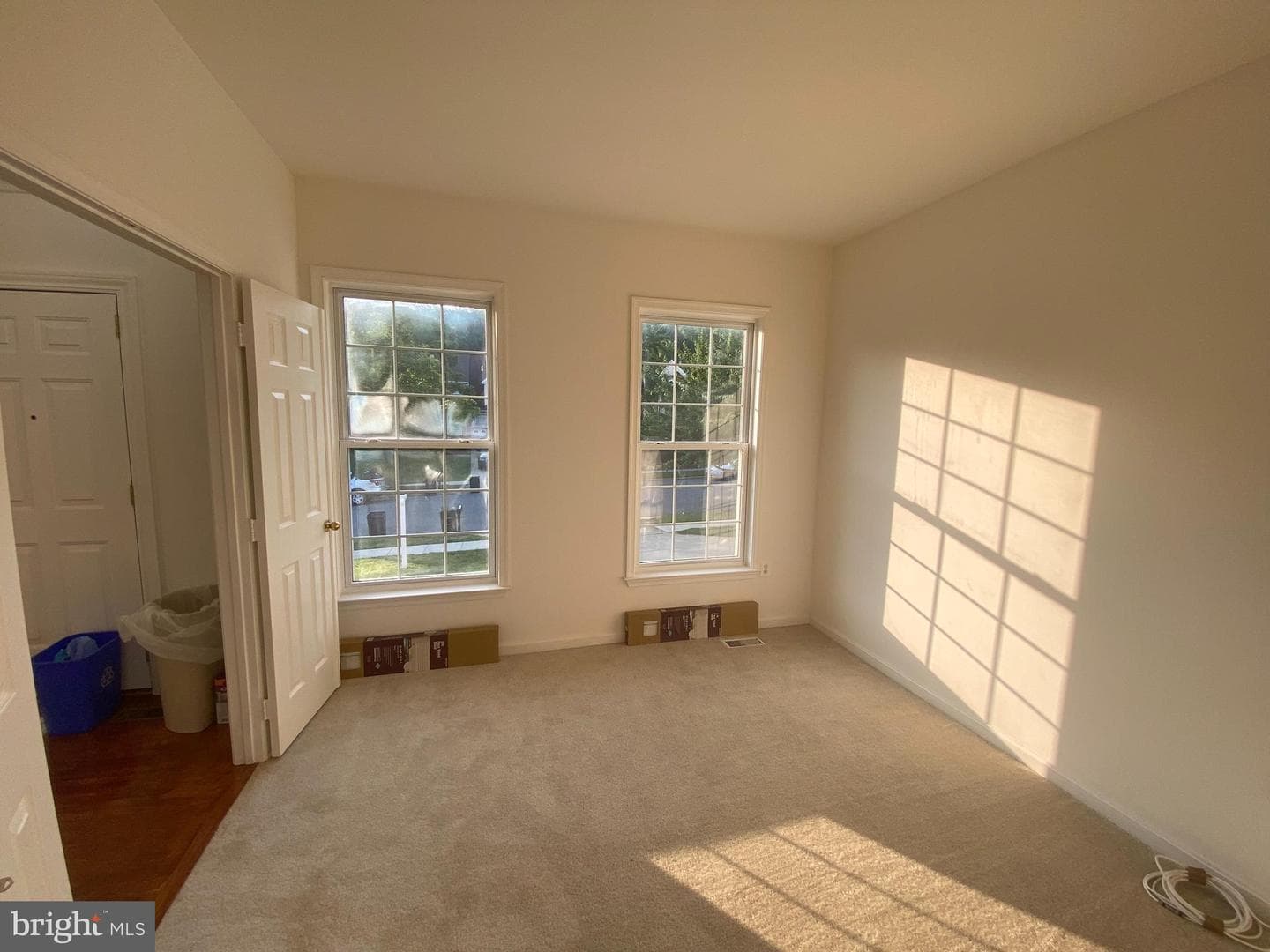 15227 Derbyshire Way photo 4