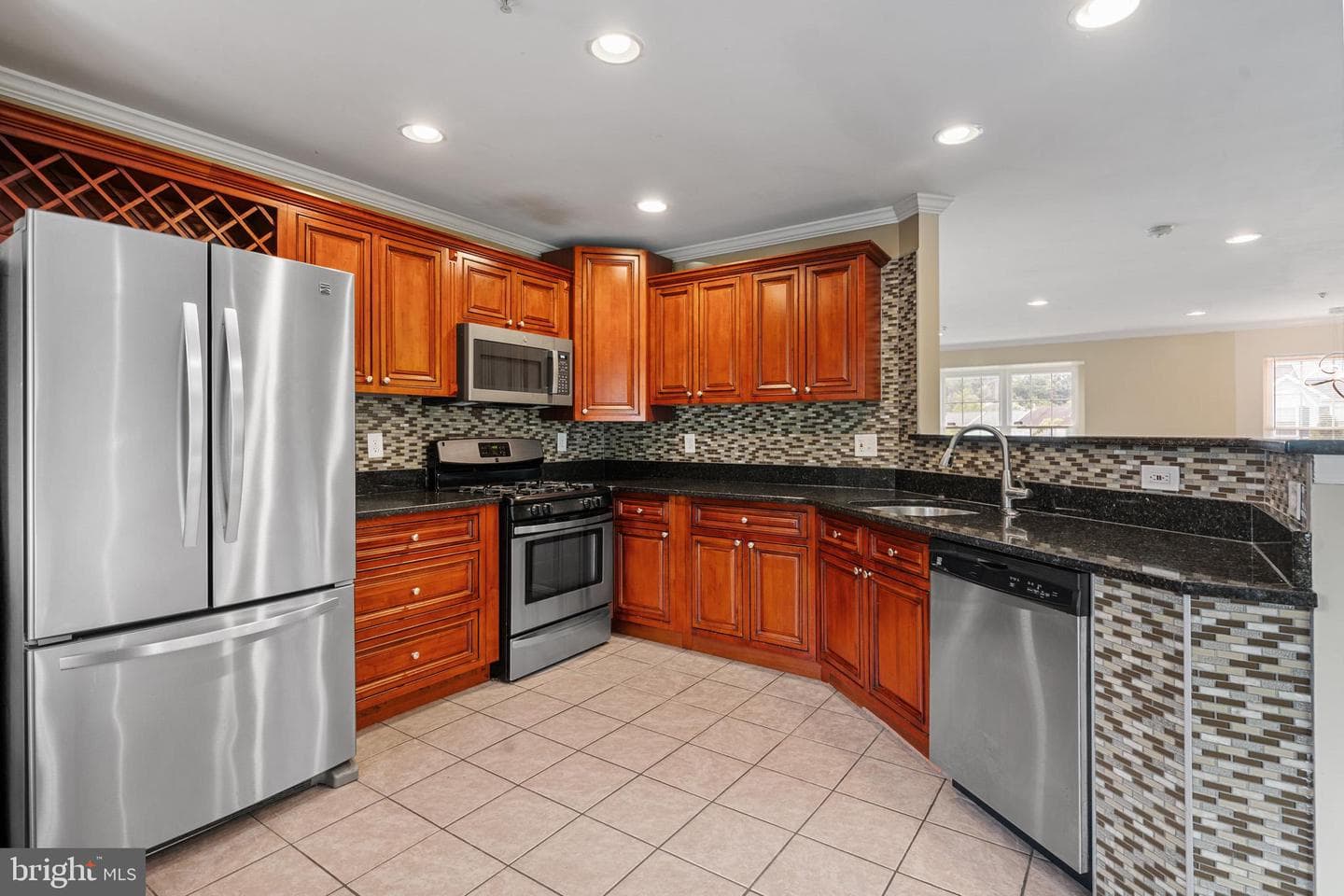 6958 Aquamarine Court photo 10