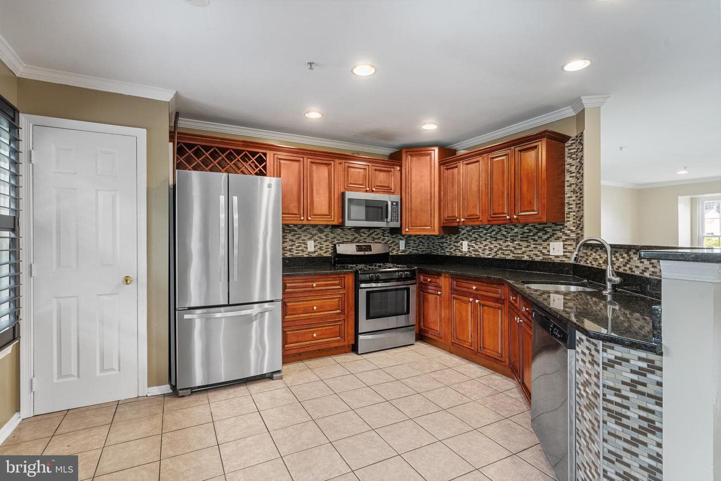 6958 Aquamarine Court photo 15