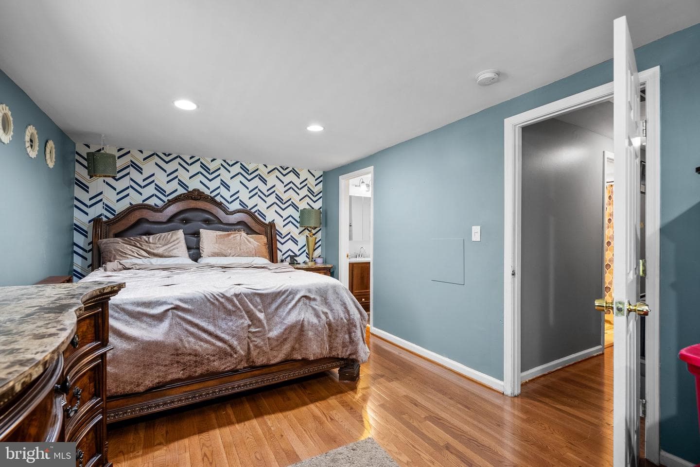 10900 New Salem Avenue photo 13