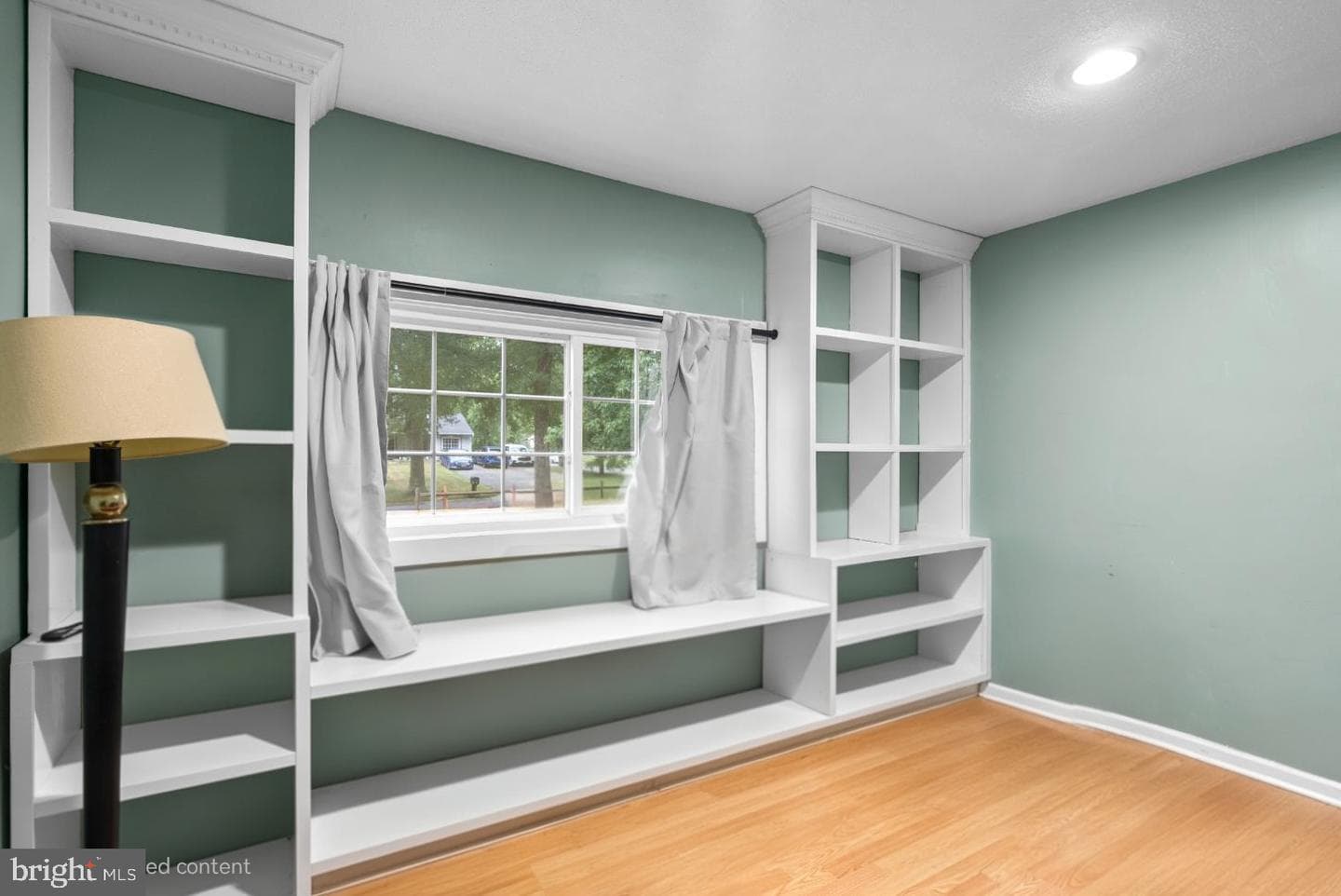10900 New Salem Avenue photo 18