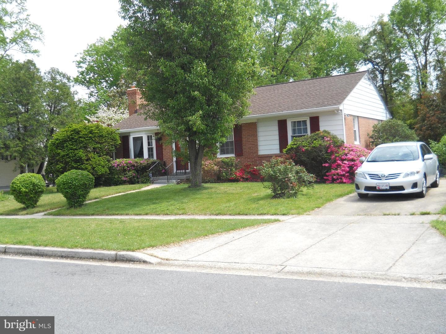 10525 Edgemont Drive photo 3