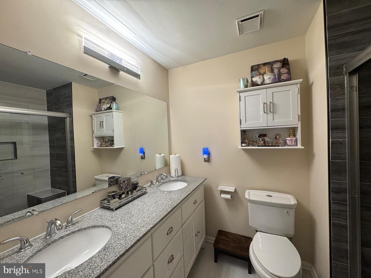 6820 Jade Court photo 39