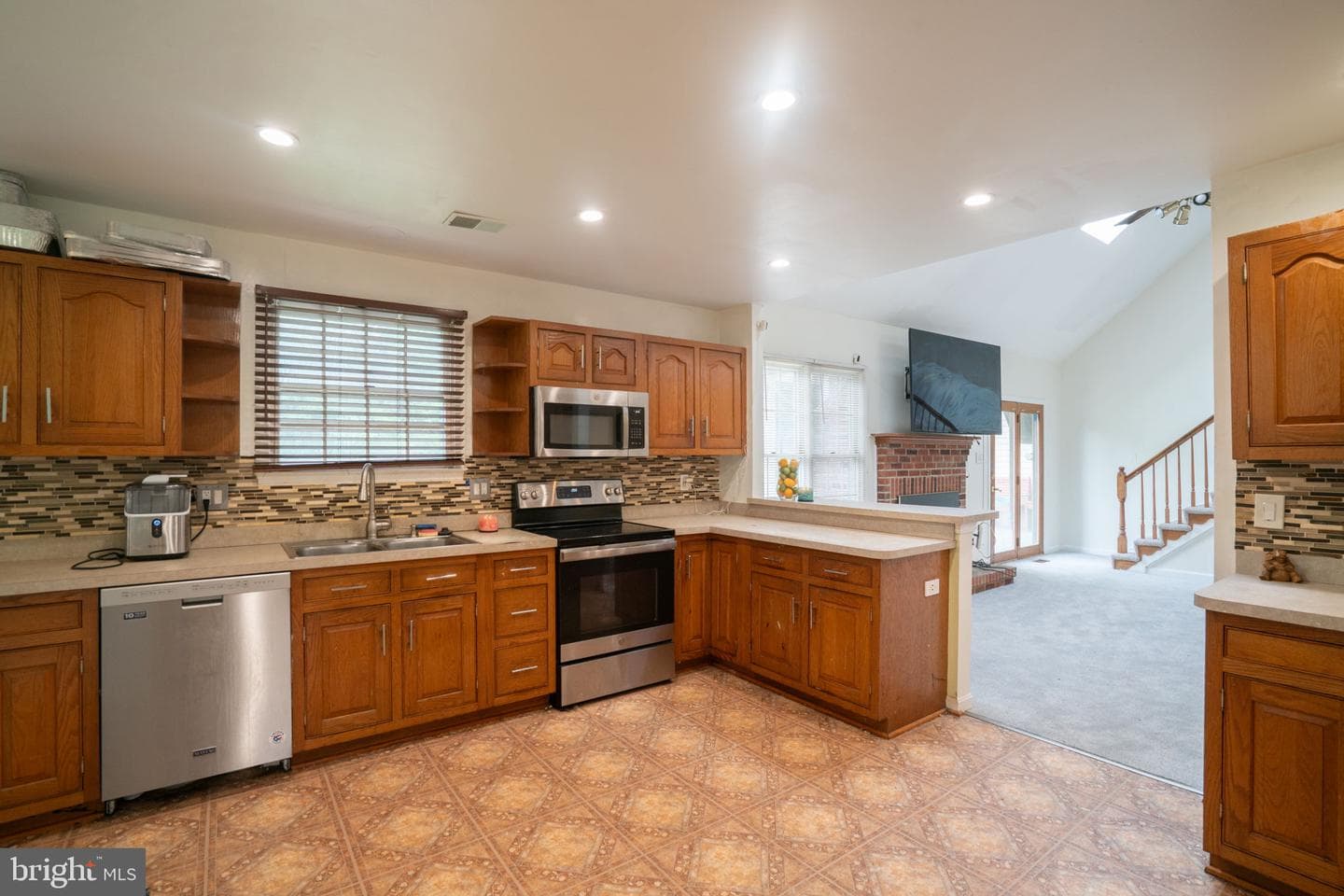 6904 Burch Hill Road photo 19
