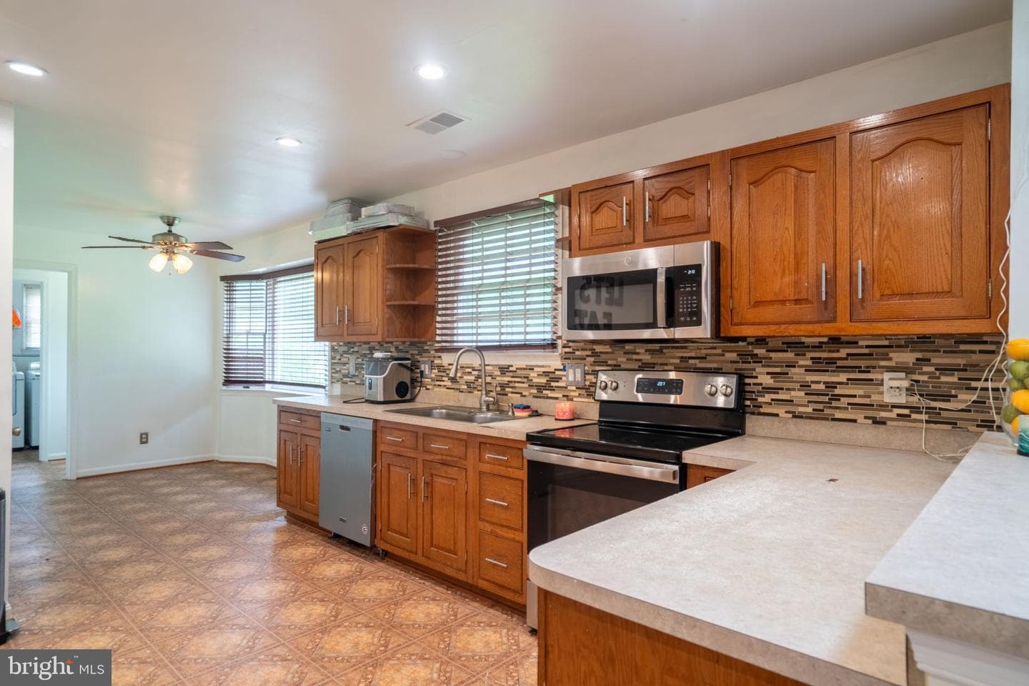 6904 Burch Hill Road photo 22