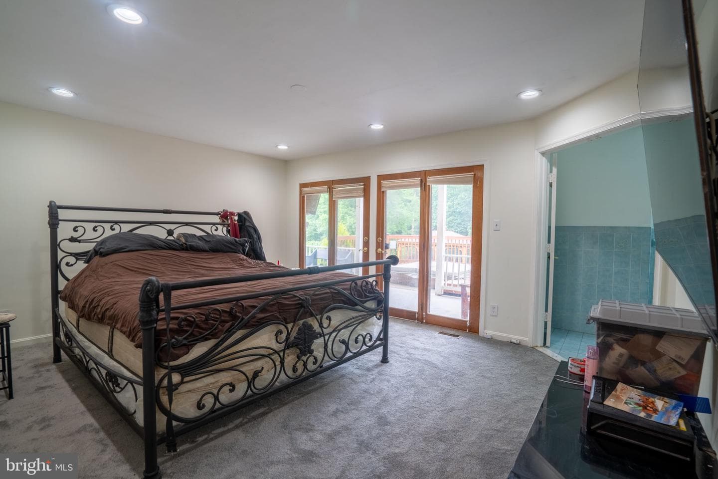 6904 Burch Hill Road photo 32