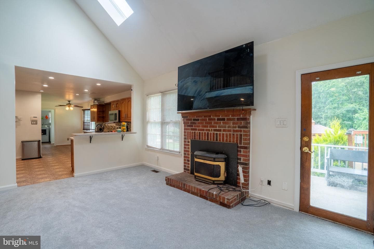 6904 Burch Hill Road photo 5