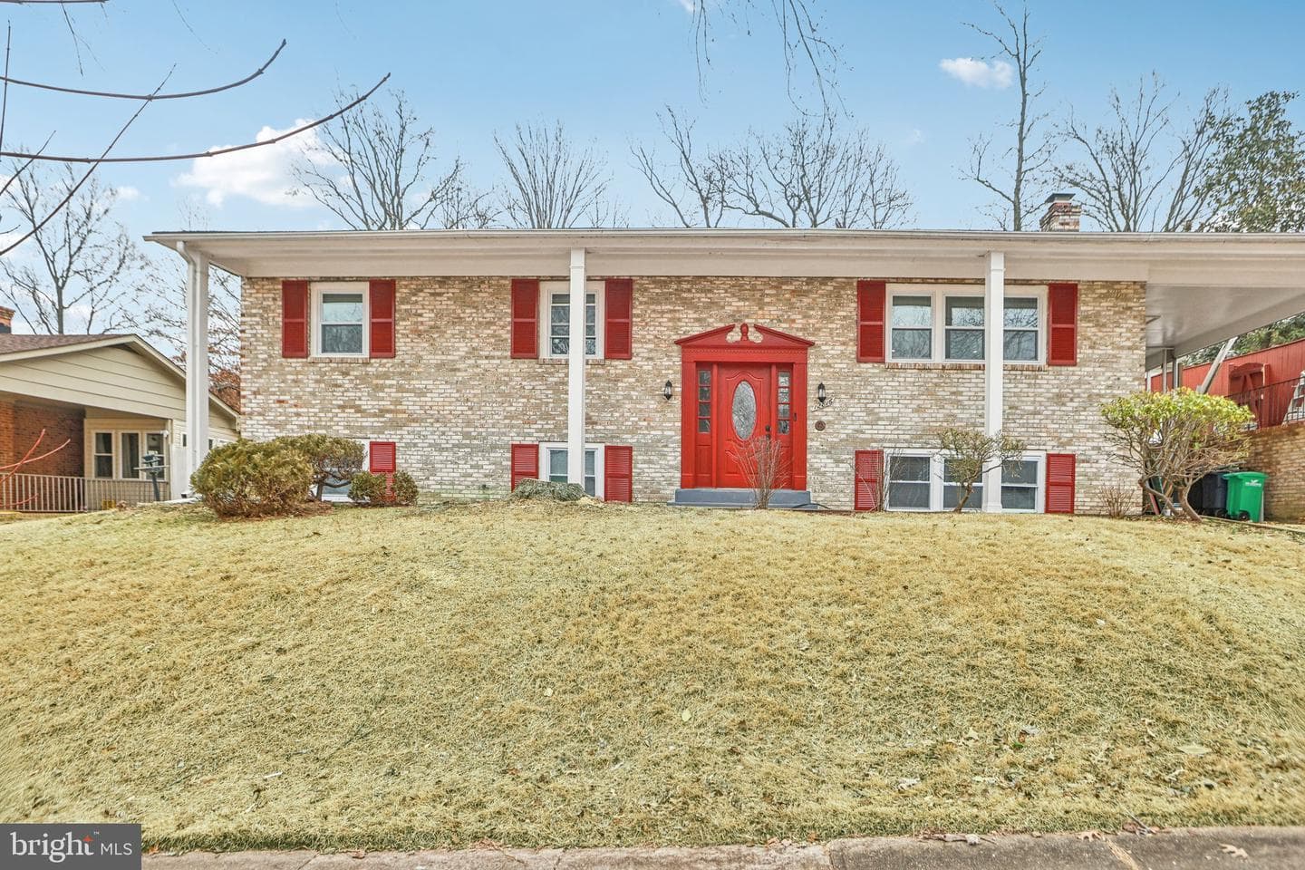 12816 Pine Tree Lane photo 2