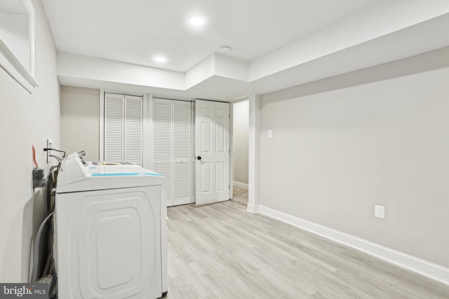 12816 Pine Tree Lane photo 43