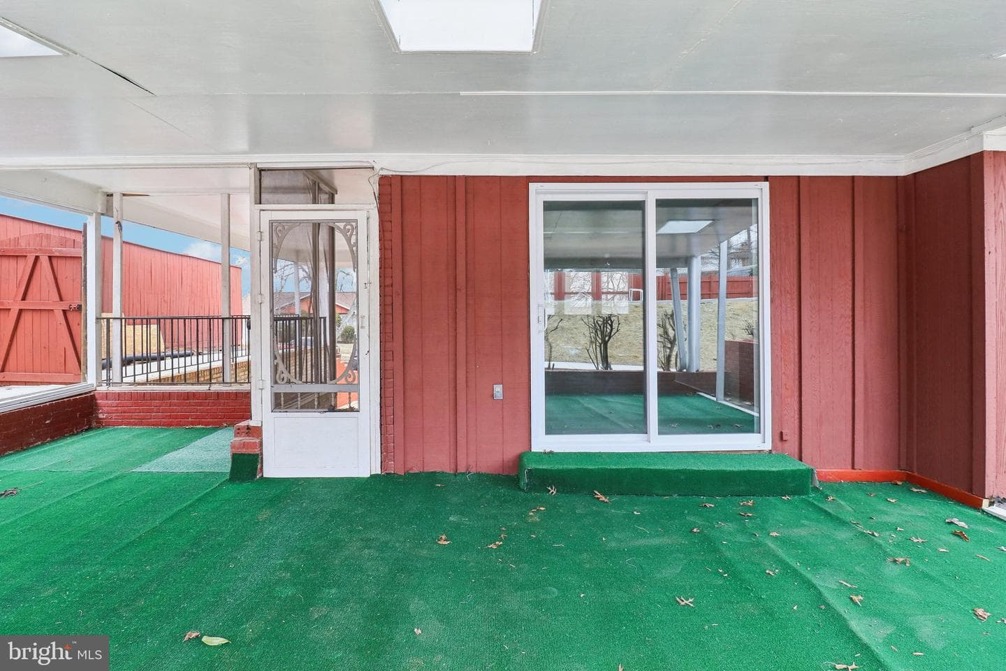 12816 Pine Tree Lane photo 49