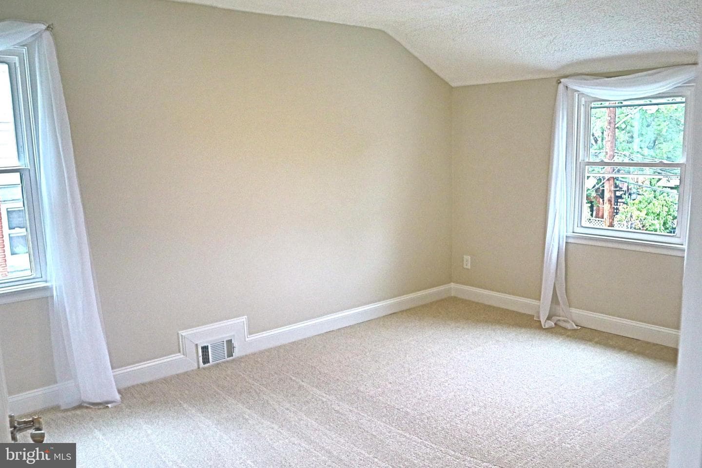 1511 Jefferson Street photo 14