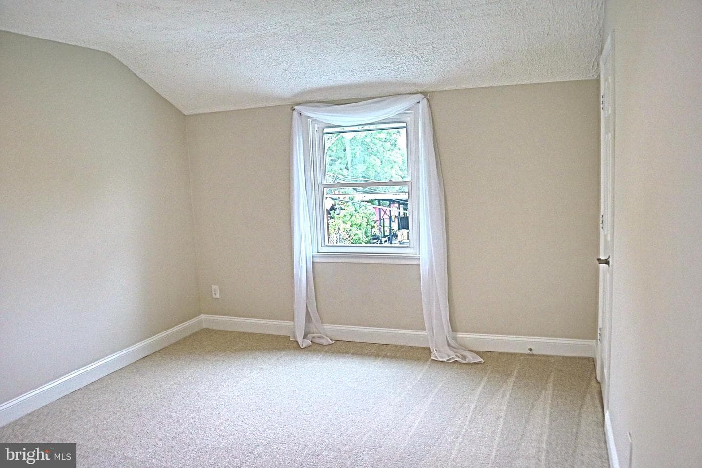 1511 Jefferson Street photo 16