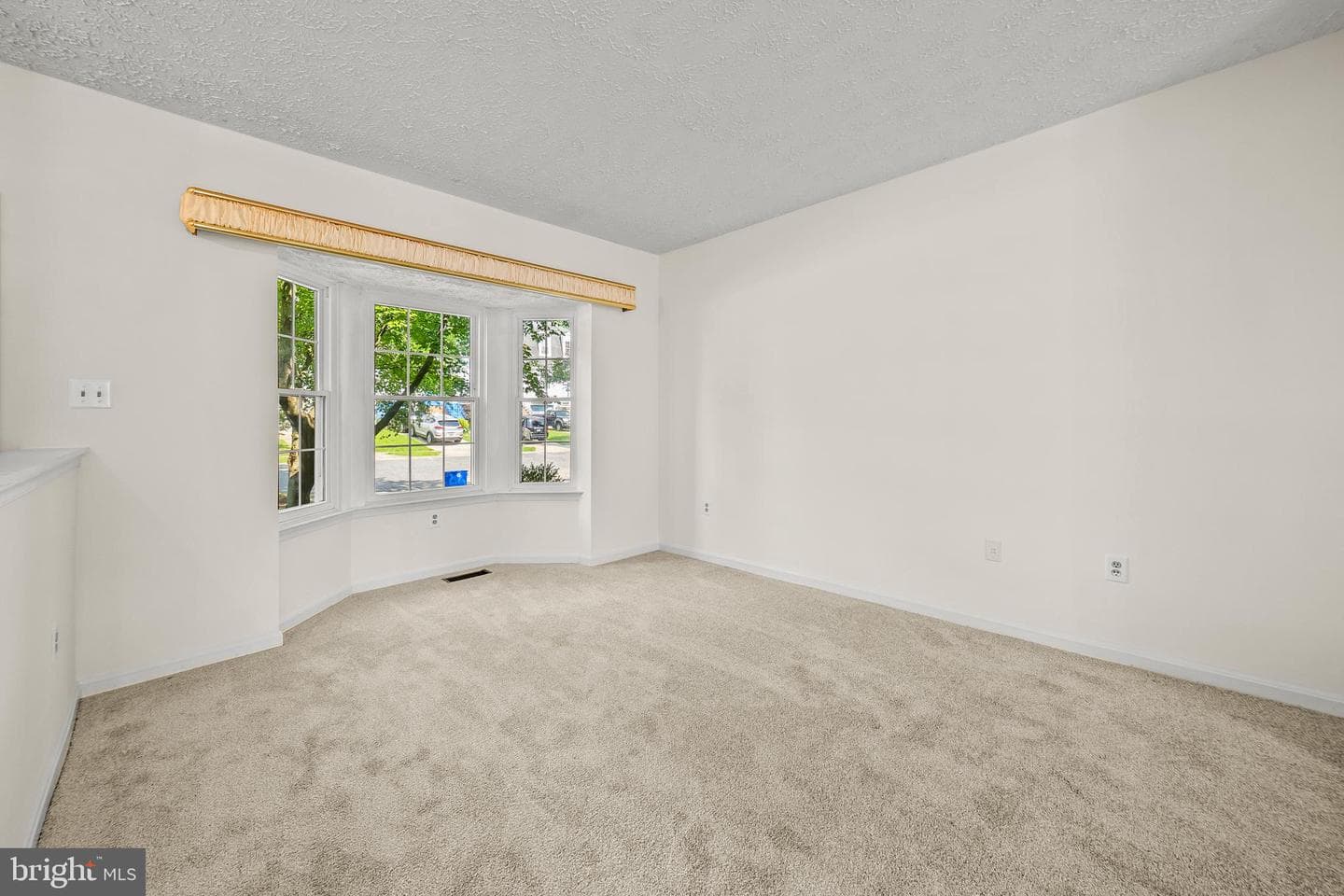 7242 S Ora Court photo 4