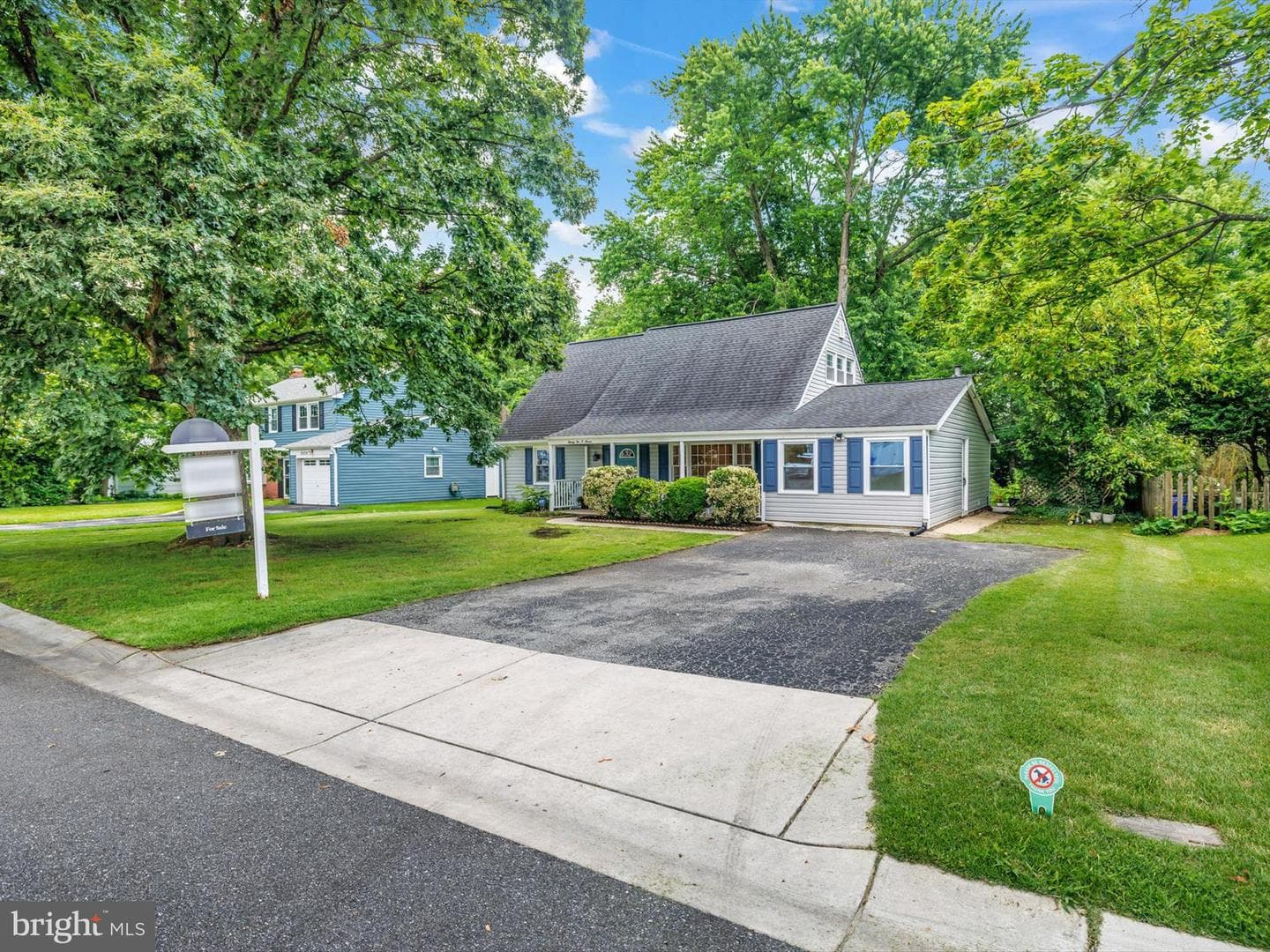 2207 Harwood Lane photo 2