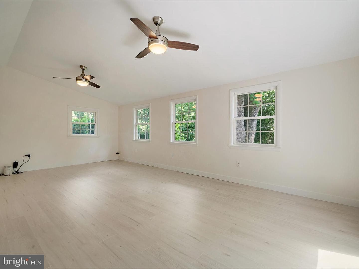 2207 Harwood Lane photo 21