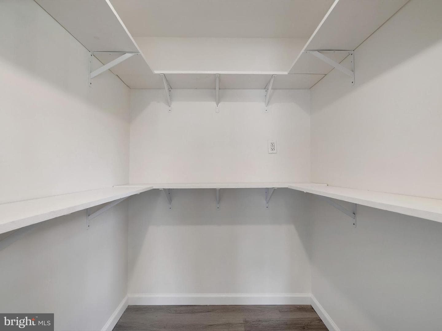 2207 Harwood Lane photo 24