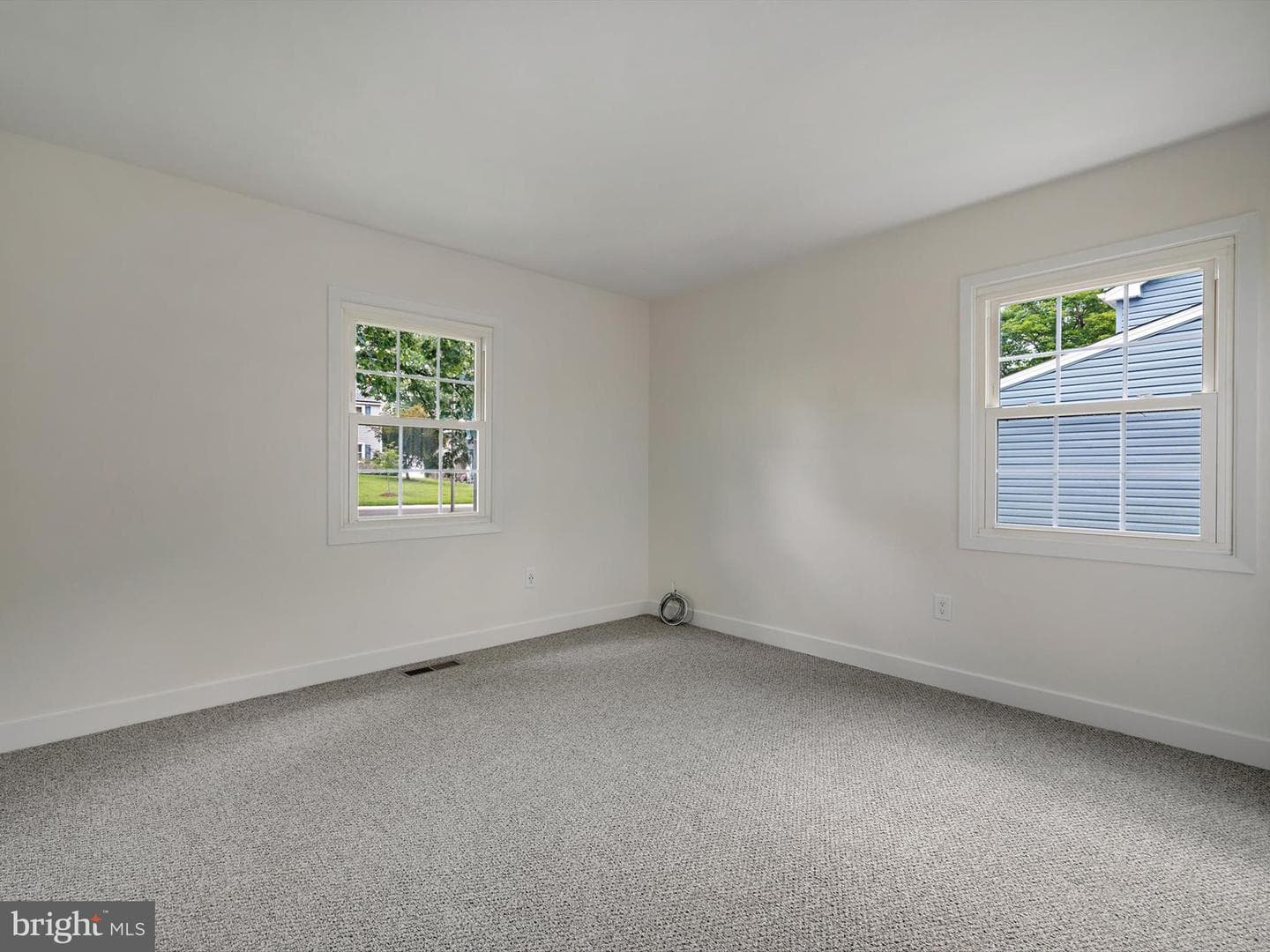2207 Harwood Lane photo 29