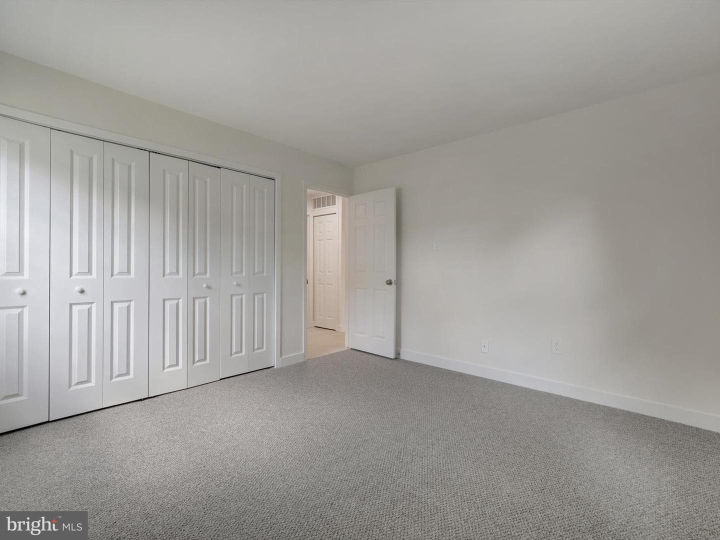 2207 Harwood Lane photo 31