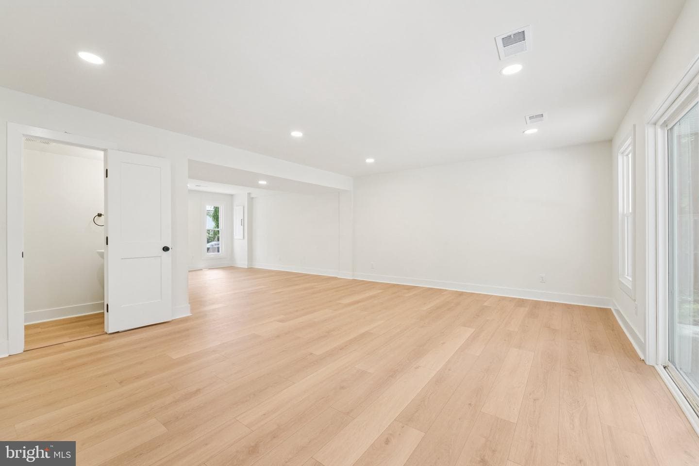 15909 Jerald Road photo 12