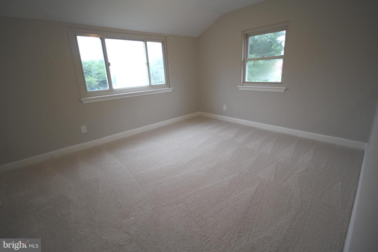 5003 37th Avenue photo 22