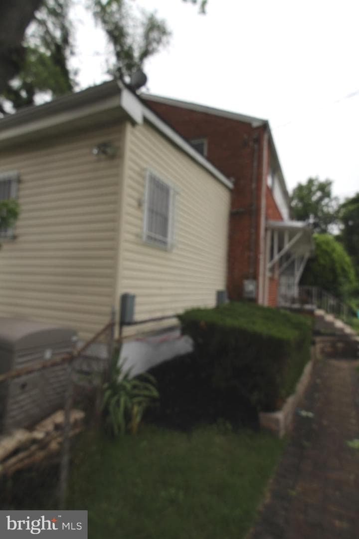 5003 37th Avenue photo 4
